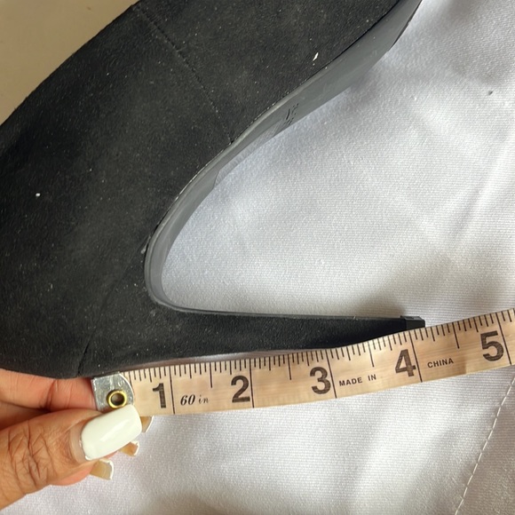 Call it spring black pumps - Picture 5 of 6